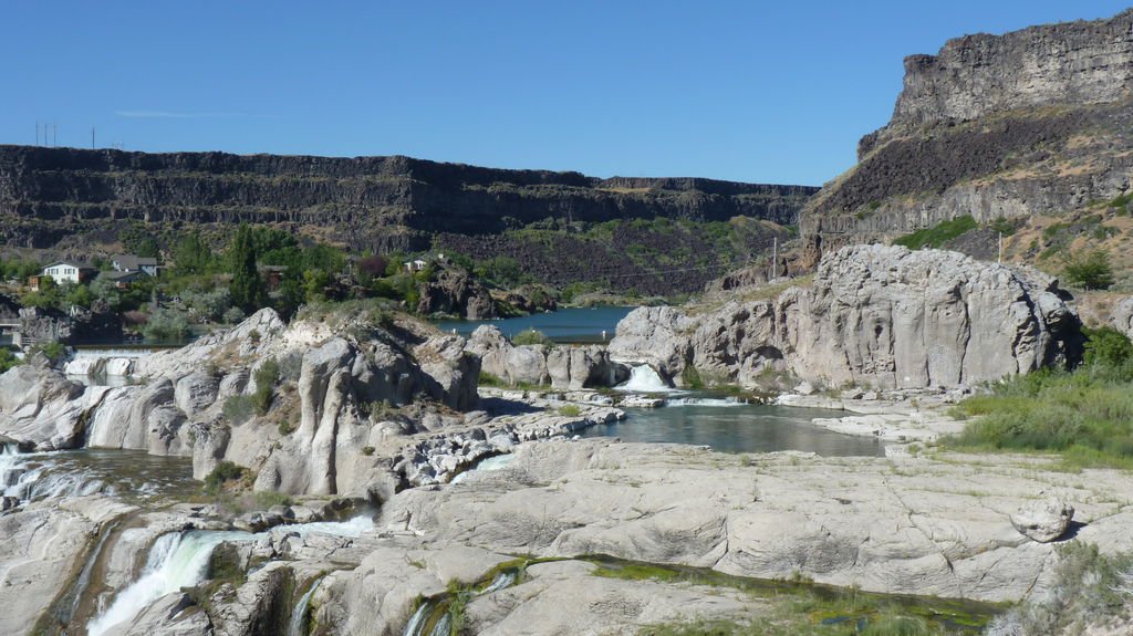 另人驚豔的肖松妮瀑布 Shoshone Falls