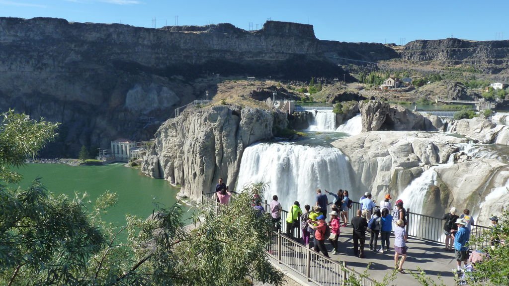 另人驚豔的肖松妮瀑布 Shoshone Falls