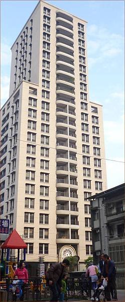 系統家具裝潢設計  免費丈量估價 電話:82510598