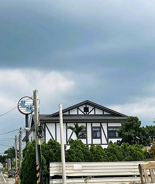 住宅造價(包含室內裝潢)