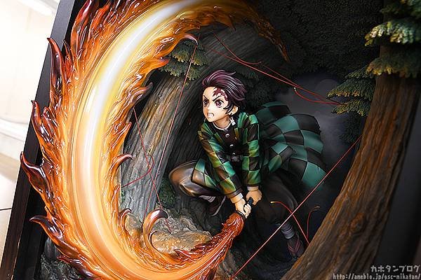 竈門炭治郎 火之神神樂 圓舞04.jpg