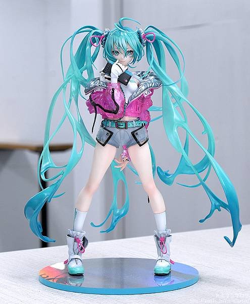 初音未來 with SOLWA02.jpg