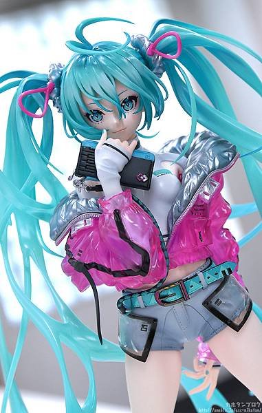 初音未來 with SOLWA11.jpg