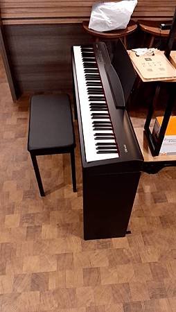 D 024.jpg
