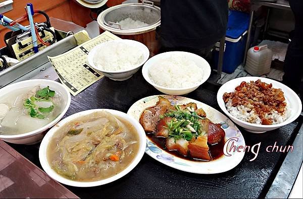 托盤蔡.jpg