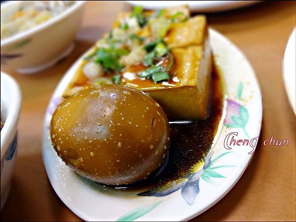 滷蛋.jpg