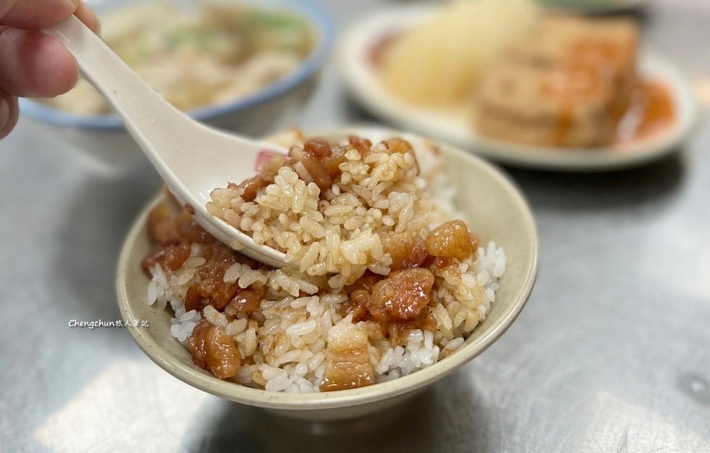 基隆美食，金龍肉焿，豬腳、滷肉飯在地好味道，老店隨記