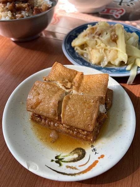 大稻埕美食，江家原汁排骨湯，保安街美食一條街必吃古早味 !