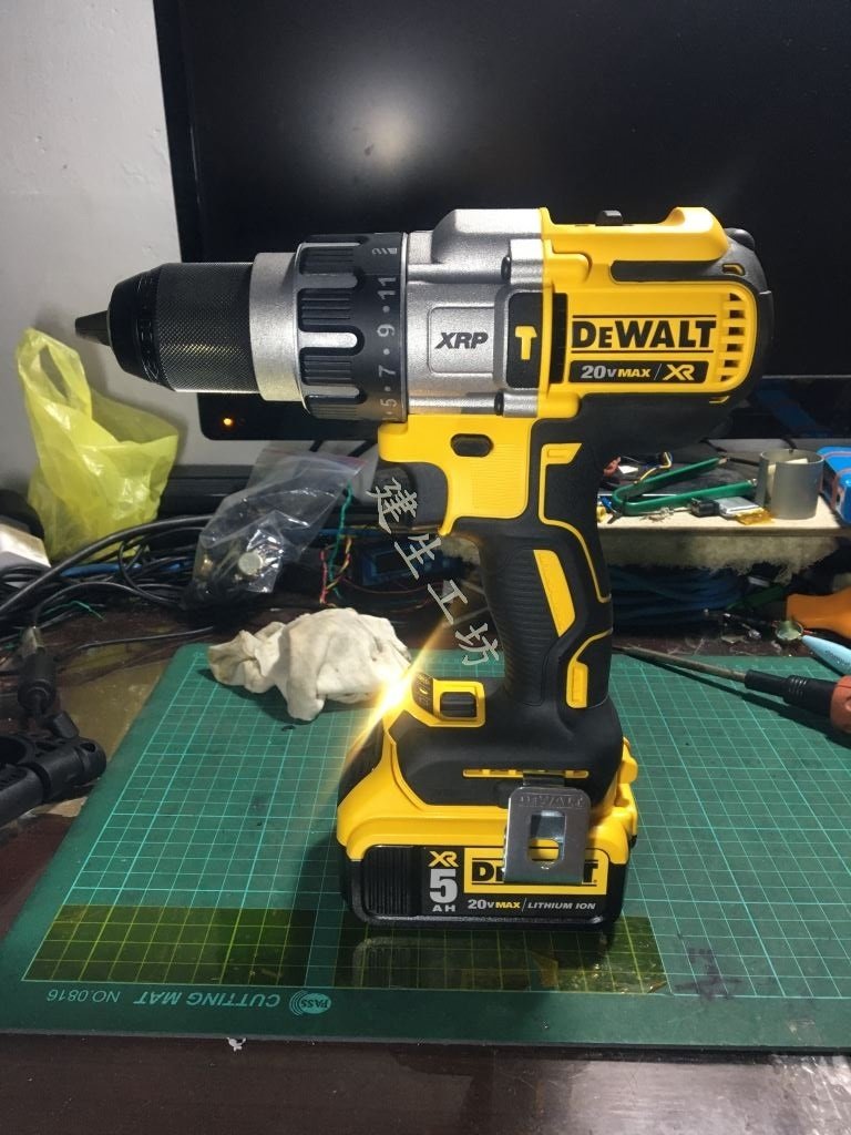 IMG_0807.JPG - 建生工坊 - 高雄 工具出租 - DEWALT 得偉 DCD 996 P2 - 20V 無刷 震動 