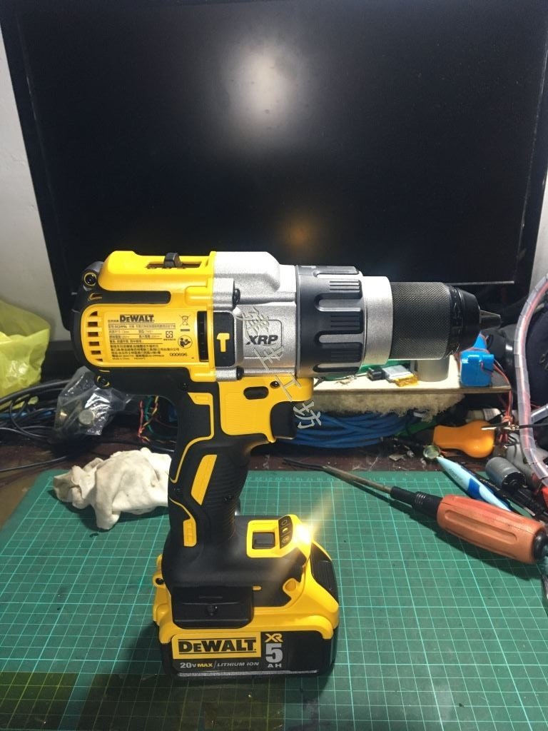 IMG_0809.JPG - 建生工坊 - 高雄 工具出租 - DEWALT 得偉 DCD 996 P2 - 20V 無刷 震動 