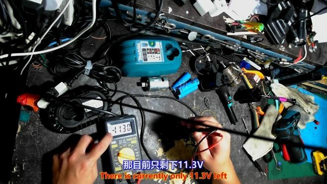 HULK 浩克 HK090 12V 鋰電衝擊起子機 電池暨馬達更換篇 Part 1。中文 英文 雙字幕 內嵌影片.mp4_000601667.jpg