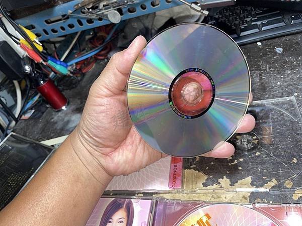 高雄 小港區 桂林 - 2手 正版 CD 黃妃 追追追 台灣