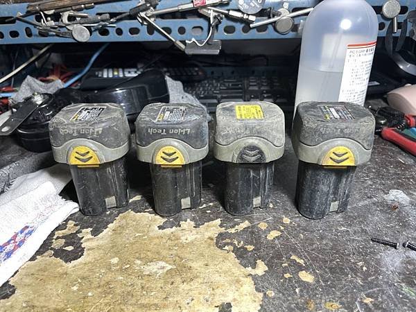 高雄 小港區 桂林 - 2手 車王 Durofix 德克斯 