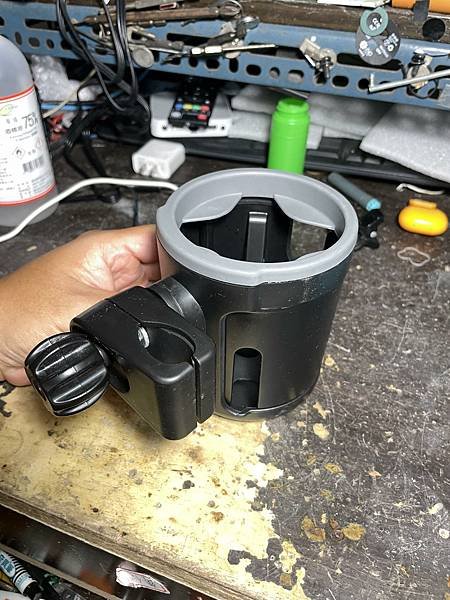 高雄 小港區 桂林 - 2手 嬰兒推車 雙杯架 奶瓶杯架 飲