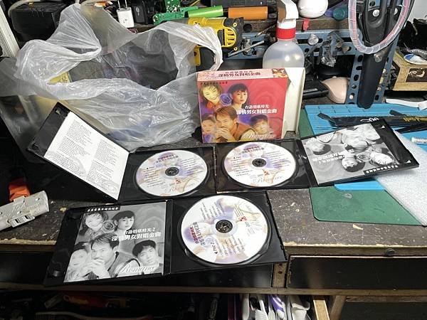 高雄 小港區 桂林 - 2手 CD 台語情歌時光 深情男女對