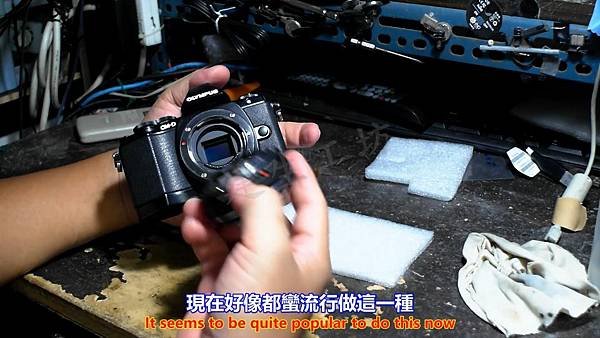OLYMPUS E-M10 可換鏡頭式 數碼相機 出售說明篇 Part 1。中文 英文 雙字幕 內嵌影片.mp4_000146446.jpg