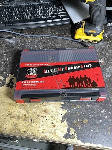 高雄 小港區 桂林 - 2手 多功能 路亞盒 釣魚工具箱 魚
