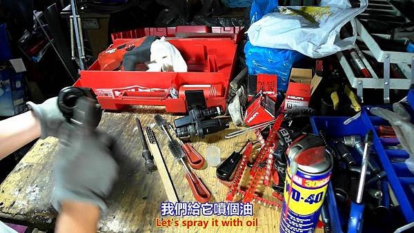 HILTI 喜得釘 DX 460 火藥槍擊釘器 簡易保養篇 Part 1。中文 英文 雙字幕 內嵌影片.mp4_000137270.jpg
