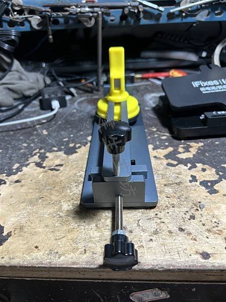 建生工坊 - 高雄 工具出租 - 手機拆屏分離器 免加熱維修