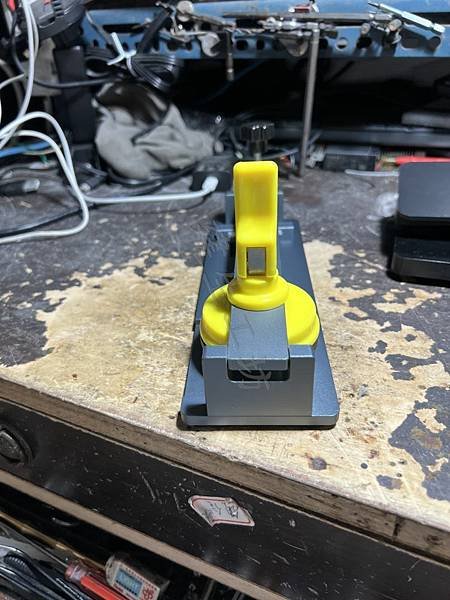 建生工坊 - 高雄 工具出租 - 手機拆屏分離器 免加熱維修