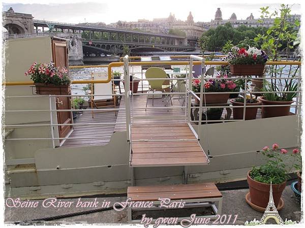 River Seine in Paris (2).jpg