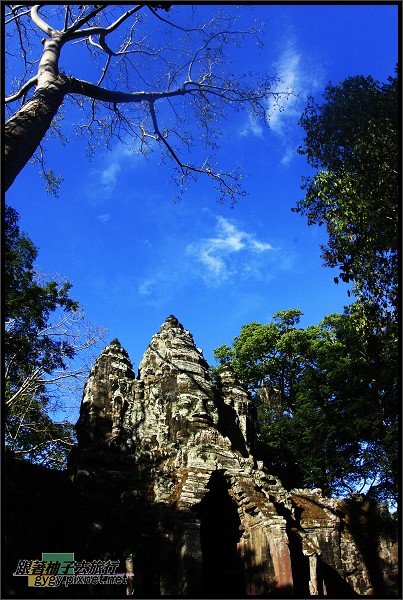 【大吳哥Angkor Thom 】South Gate (南城門).jpg