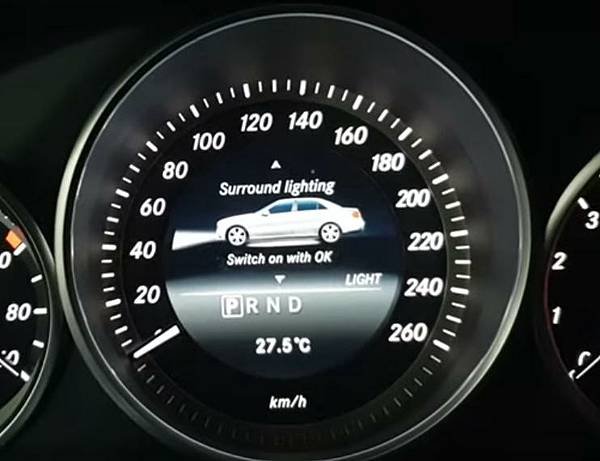 mercedes-benz-rearview-mirror-light-coding-via-xentry-and-vediamo-1.jpg