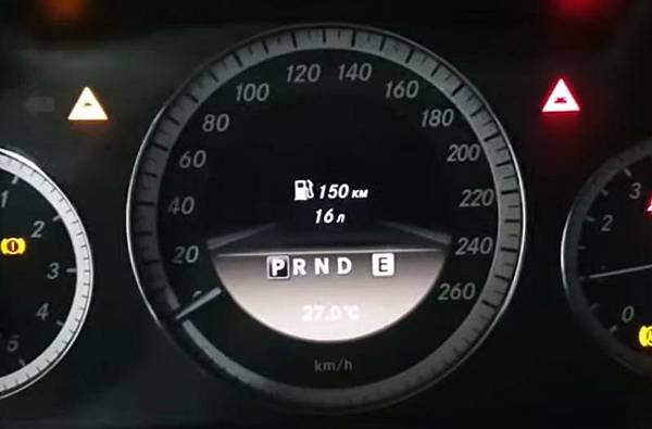 how-to-activate-mercedes-benz-hidden-function-cluster-fuel-display-8.jpg