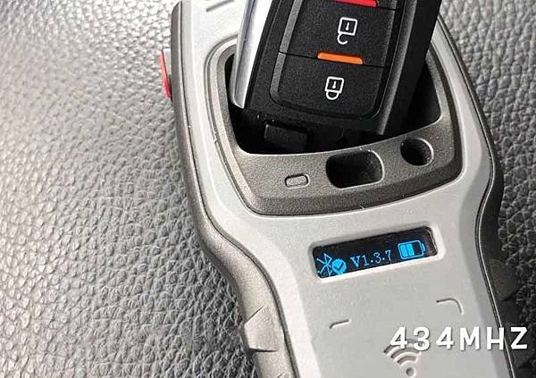 hyundai-santa-fe-2010-akl-programming-by-autel-im608-success-3.jpg
