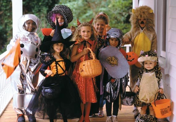 Knock-Knock-Trick-or-Treat-Halloween-Song
