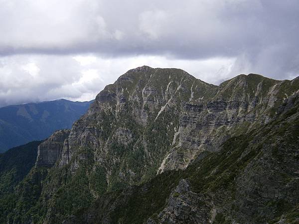 915-the-north-peak2