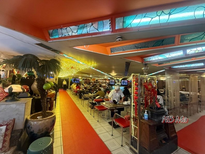 【食記】北市中正區-老城區裡的老時光名店-東一排骨、京町8号