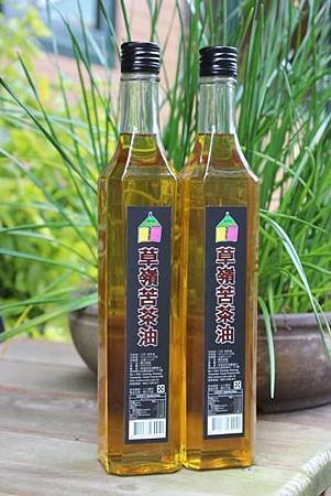 草嶺苦茶油