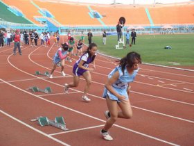六年級女生200公尺第五名-林佳欣