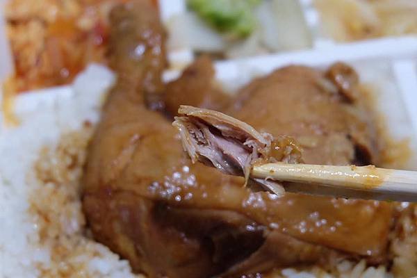 bbq醬燒雞腿飯3.jpg