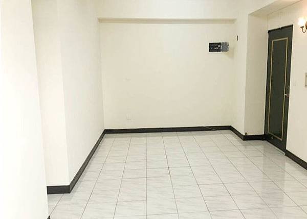 a084-005.jpg