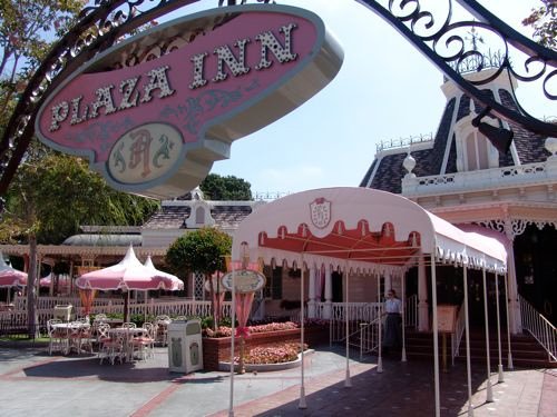 Plaza-Restaurant1