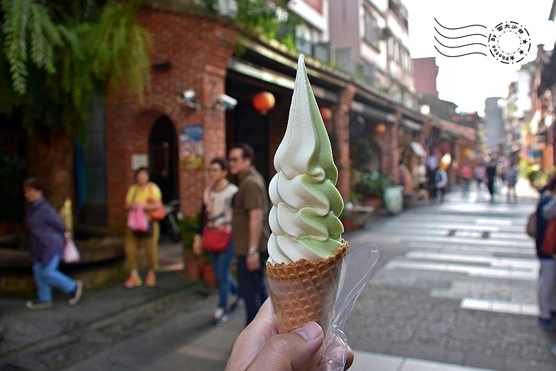 深坑老街碳燒豆腐霜淇淋