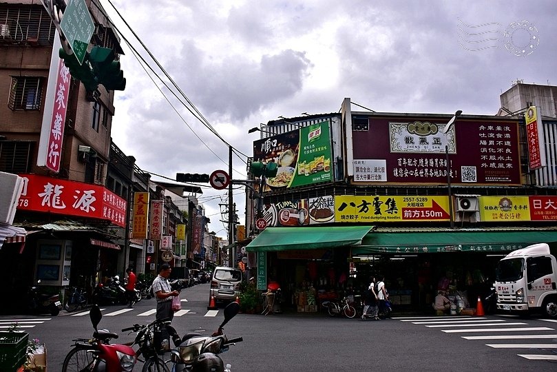 迪化街歸綏街口