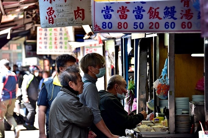 大稻埕慈聖宮美食街