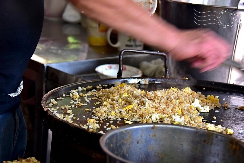 魩仔魚蛋炒飯