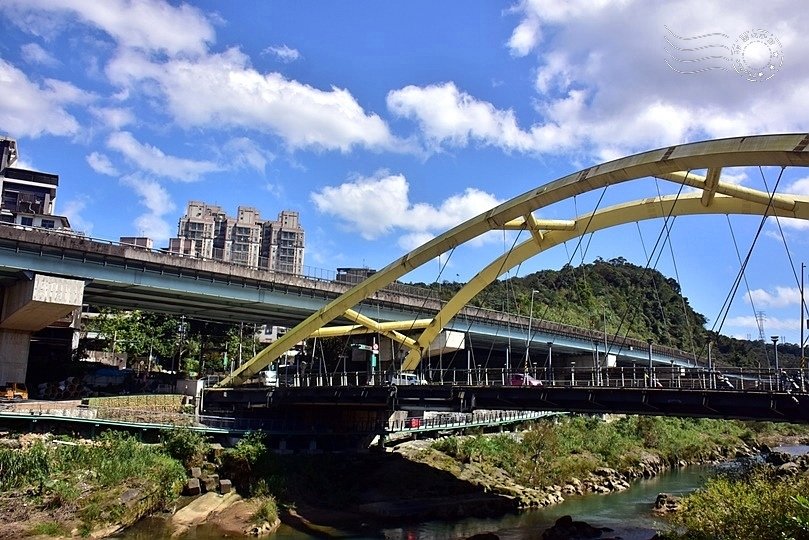 暖江橋