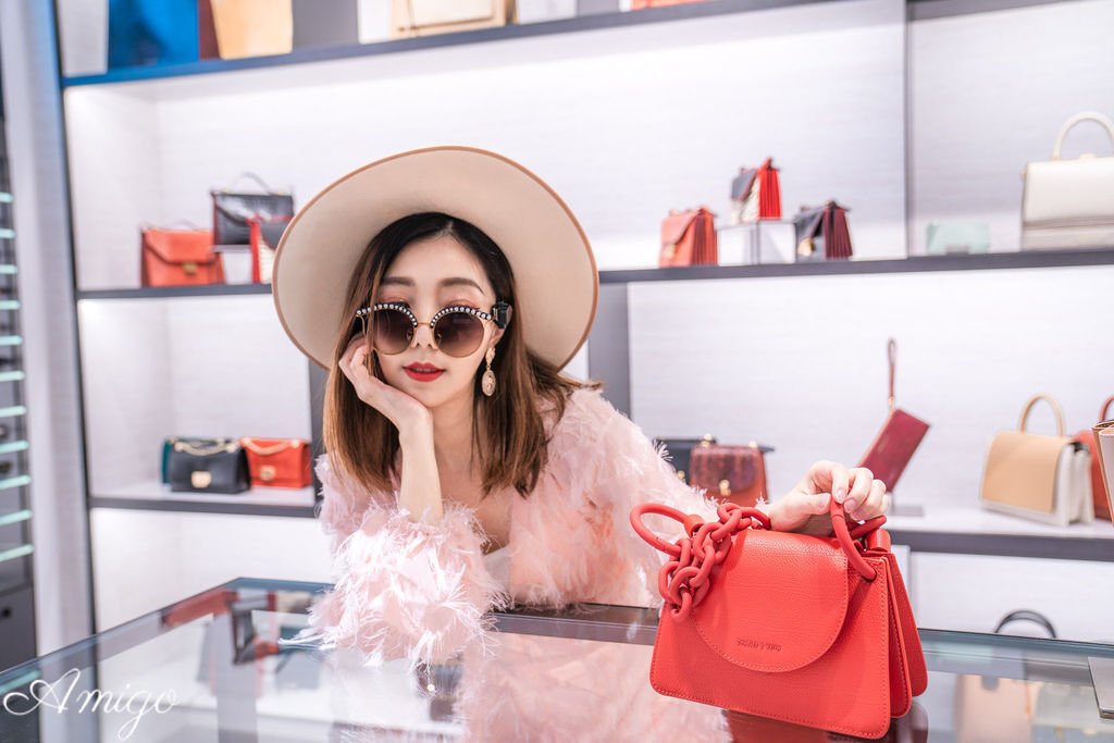 Charles &amp; Keith