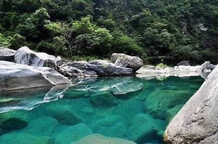 東部旅遊-慕谷慕魚