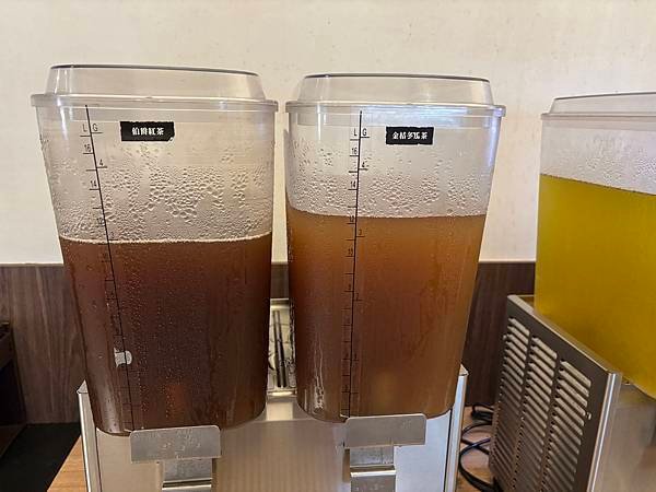 台北中山萬客什鍋長安東路店，飲料跟冰淇淋贏過主餐的火鍋店!記