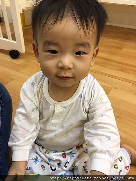 1121 繪本欣賞-寶寶動動腦_2.jpg