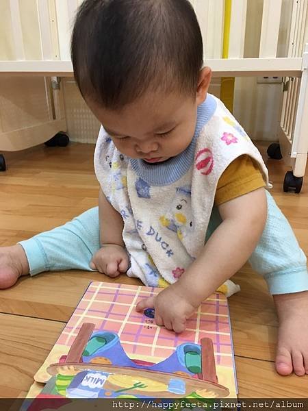 1121 繪本欣賞-寶寶動動腦_10.jpg