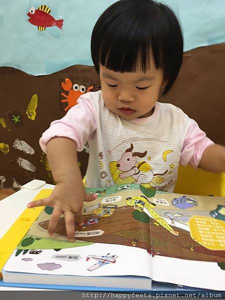 貝親-小手點讀有聲書（交通工具）_16.jpg