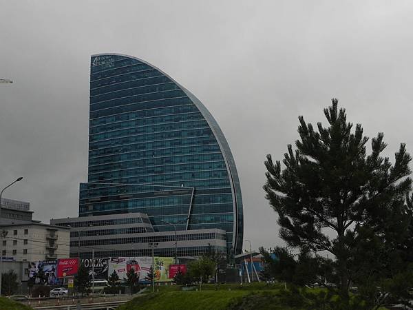UB (9)