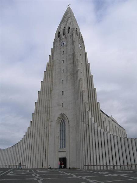 Hallgrimskirkja (2)
